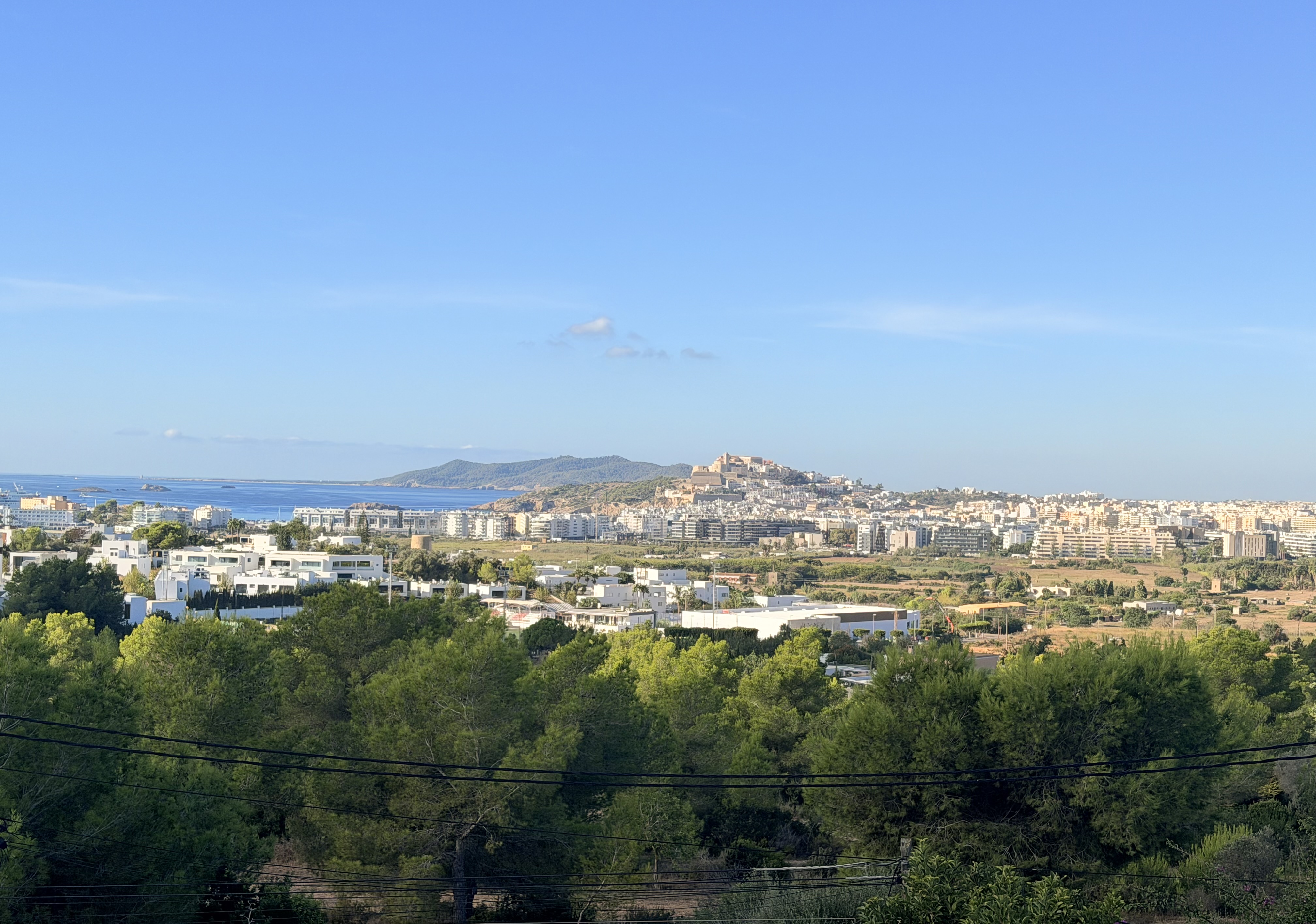 Villa Torres — photograph 2