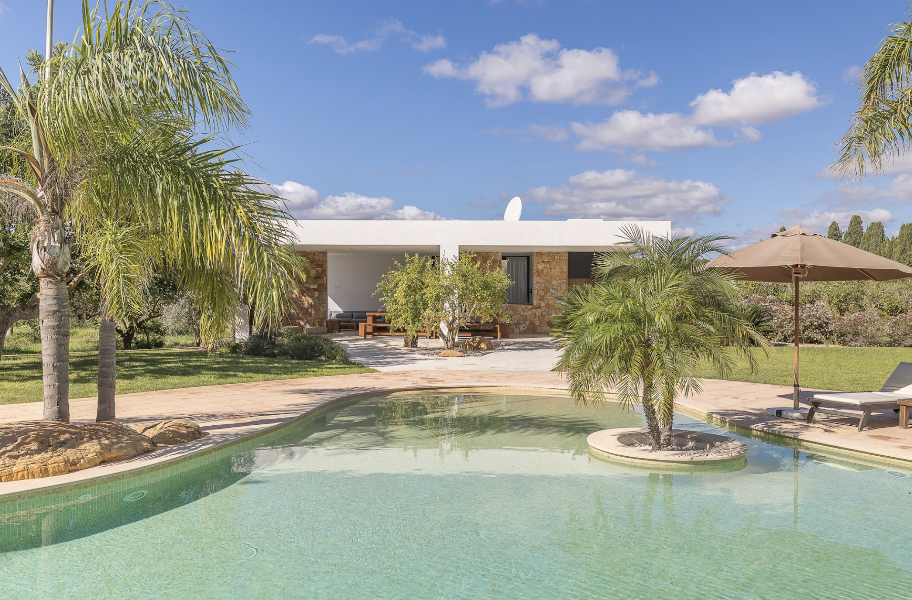 Finca Carmela — photograph 3