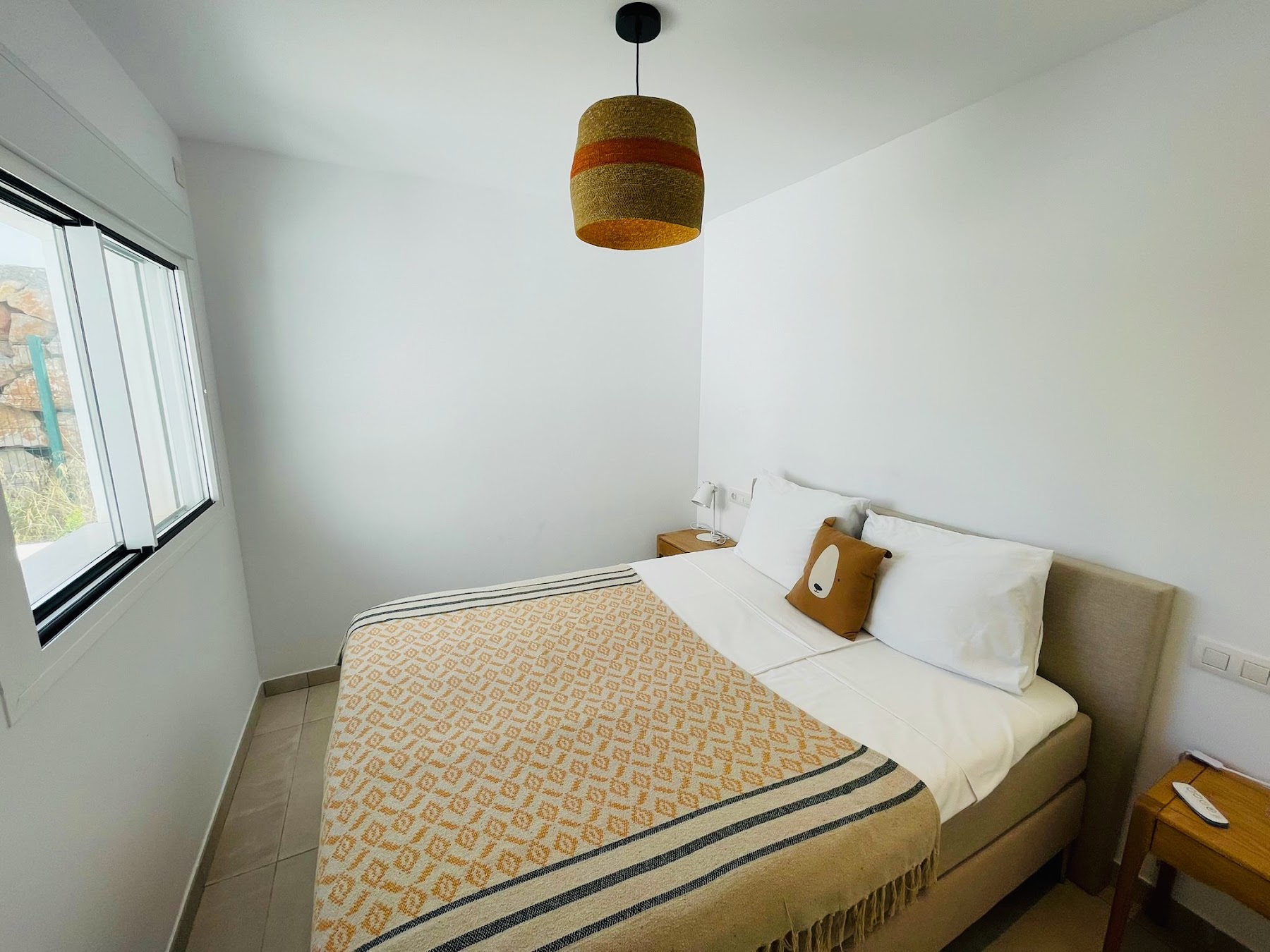 Penthouse V64 — photograph 3
