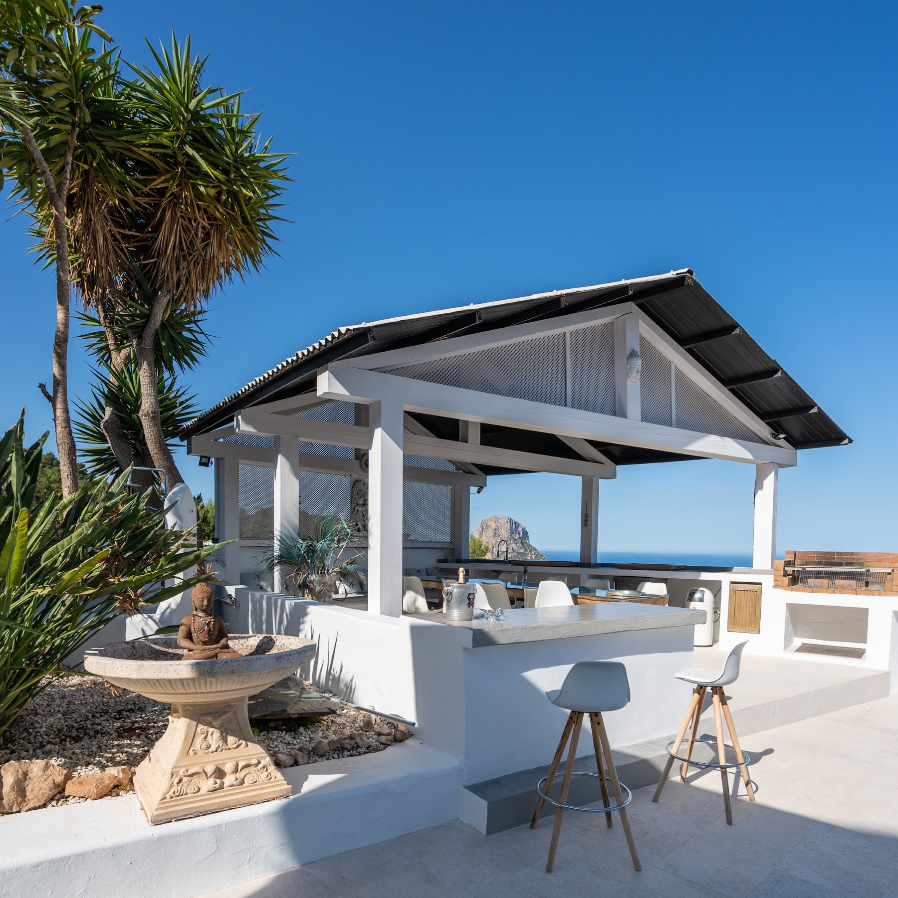 Villa Blanca — photograph 2