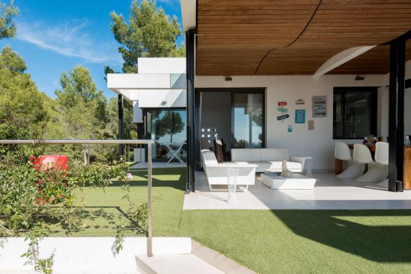 resa-victoria-rental-ibiza-can-roberto-exterior-4E241BB17-607B-F4FB-CDFE-4B65F549655F.jpg