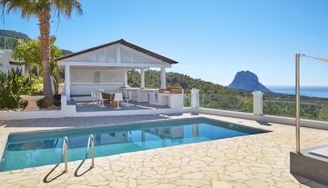 Resa_victoria_ibiza_es_vedra_luxury_villa_for_rent_pool1.jpg