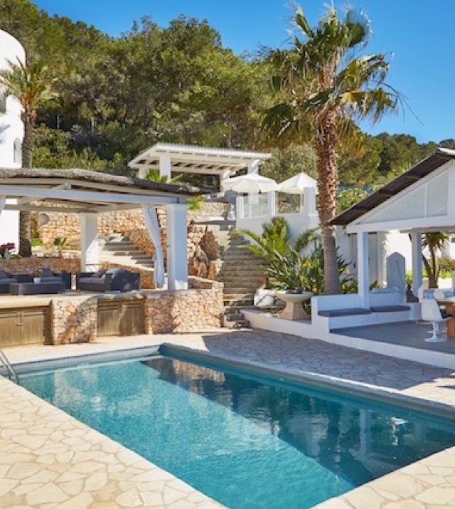 Resa_victoria_ibiza_es_vedra_luxury_villa_for_rent_pool2.jpg